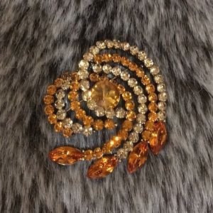 🧡Multi-Colored Crystal Brooch🧡